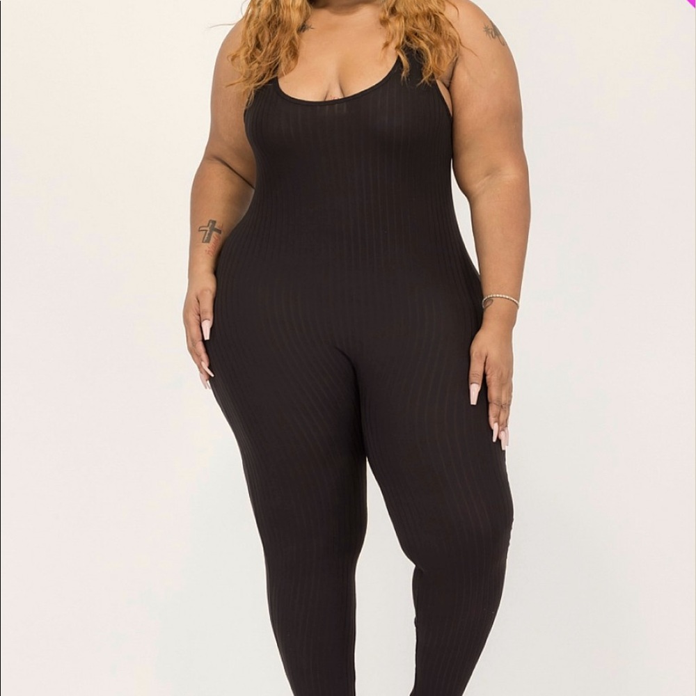 PLUS SCOOP NECK BODYCON JUMPSUIT
